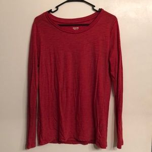 Long sleeve t-shirt